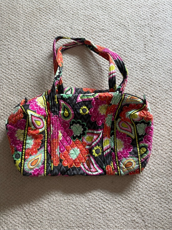 Vera Bradley Handbags - Vera Bradley small duffel in Ziggy Zinnia